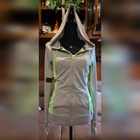 PINK Victoria's Secret Jackets & Blazers - PINK Victoria's Secret Light Gray Jacket Green Highlights